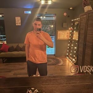 Meet your Posher, Artem